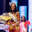 Miss Univers Nigeria, Chidimma Adetshina, prend la pose lors de son sacre, le 31 août 2024 à Lagos AFP Benson Ibeabuchi