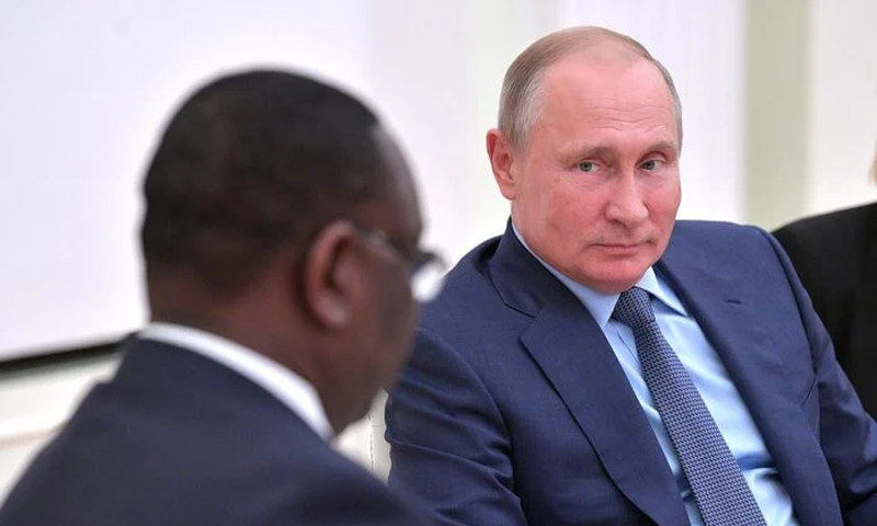 Macky Sall en compagnie de Vladimir Poutine