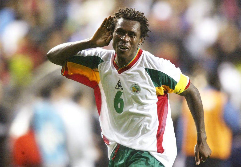 Mondial 2002 au JAPON et en CORÉE, Aliou CISSE lors de la victoire (1-0) du Sénégal contre la France, en match d'ouverture à Séoul, le 31 mai, (Photo by Henri Szwarc/Bongarts/Getty Images)