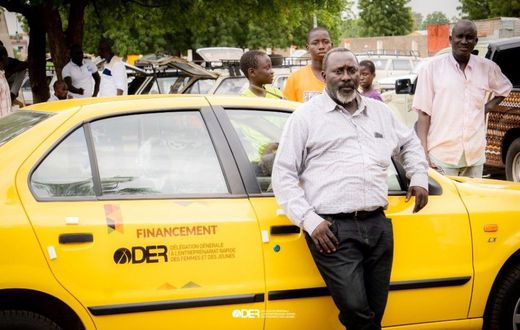 Taxi financé par le Der