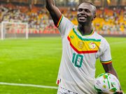 En inscrivant un triplé face au Bénin samedi soir, Sadio Mané (32 buts en sélection) est devenu le meilleur buteur de l'histoire du Sénégal devant Henry Camara (31 buts) qui détenait ce record depuis une décennie.