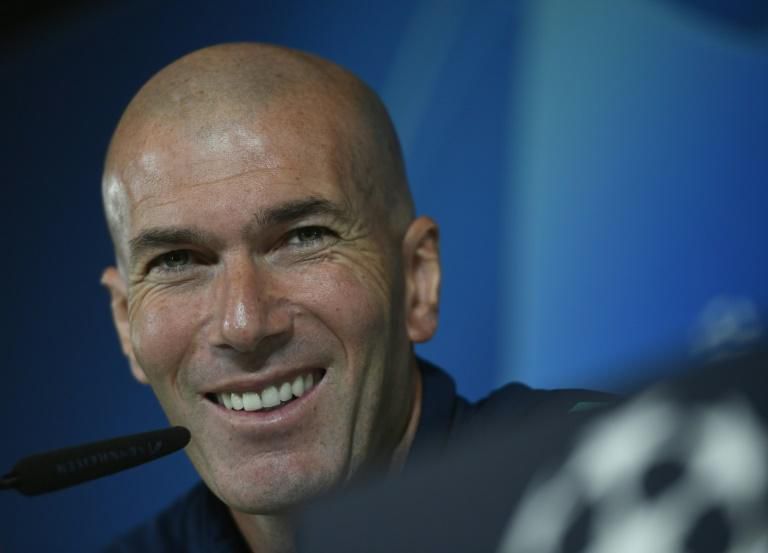 Real Madrid coach Zinedine Zidane insists he wants Welsh striker Gareth Bale to remain at the club