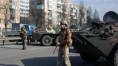 Ukrainian soldiers at a checkpoint in Kyiv, Ukraine, on February 25, 2022.