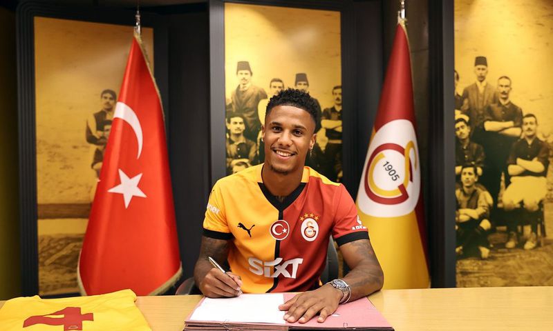 Ismail Jakobs à Galatasaray