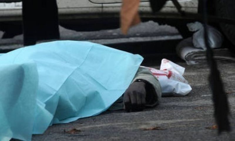 Un cadavre