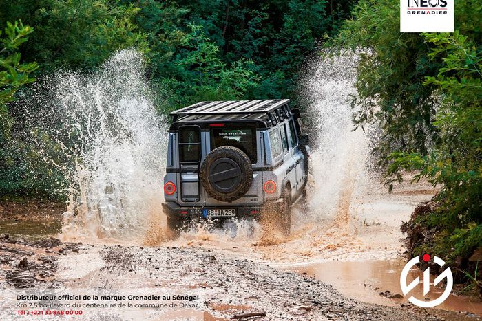 MAQUETTE GRENADIER 2-03