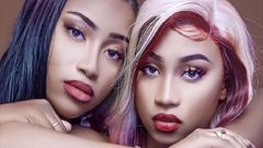 Matty Smith (à gauche) et sa sœur Astar (à droite)