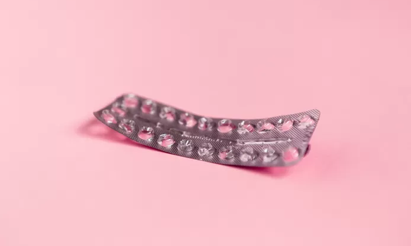 pilule contraceptive -illustration-