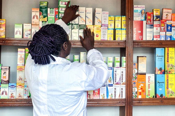 Pharmacist to charge consultation fee