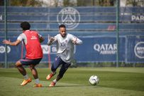 Neymar à l'entraînement du PSG avant le match face à Strasbourg en Ligue 1