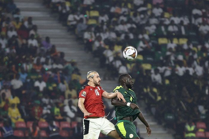 Zamalek saviour Mahmoud Hamdy (L) playing for Egypt against winners Senegal in the Africa Cup of Nations final in Yaounde on February 6.