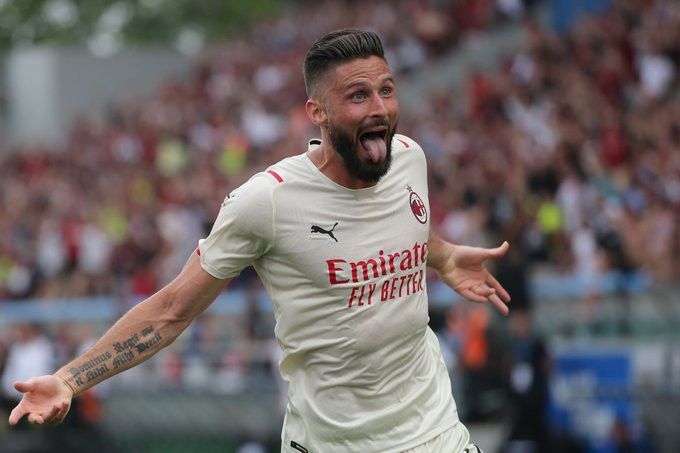 L'attaquant français Olivier Giroud a inscrit un doublé, dimanche soir, lors de la victoire de l'AC Milan face à Sassuolo