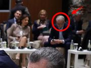 Roman Abramovich a été vu assis au fond de la salle où se sont rencontrés les délégués russes et ukrainiens.