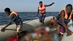 migrants-3-1-905x613