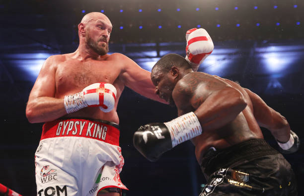 Le détenteur de la ceinture WBC, Tyson Fury, reste invaincu en 33 combats chez les Lourds