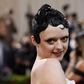 Les-sourcils-décolorés,-nouvelle-tendance-au-Met-Gala