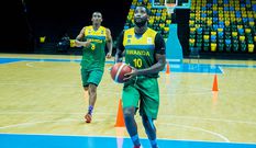 Olivier Shyaka avec le numéro 10