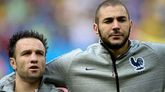 Matthieu Valbuena et Karim Benzema avec l'équipe de France
