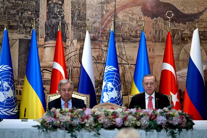 Antonio Guterres et Recep Tayyip Erdogan © AFP