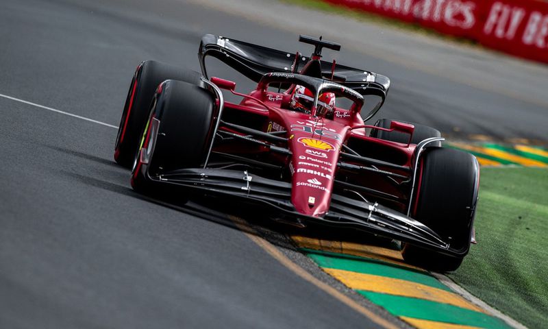 Leclerc signe la pôle position au GP d'Australie dans sa F1-75, samedi 8 avril 2022