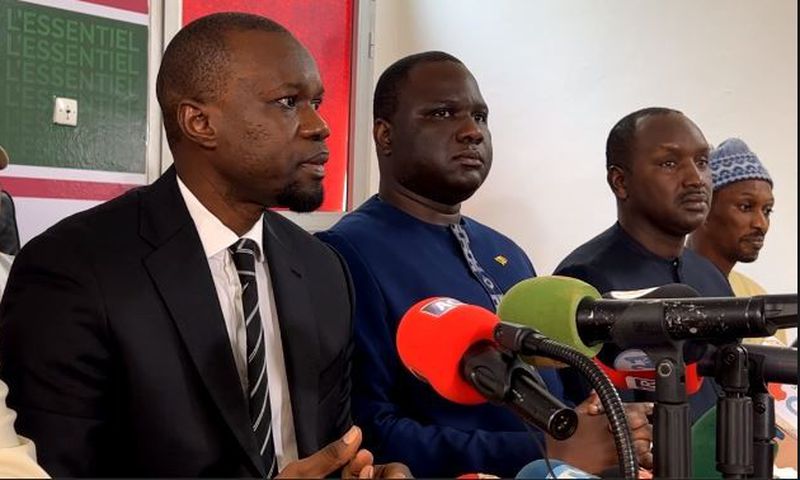 Ousmane Sonko et les leader de YAW