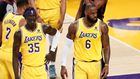 Wenyen Gabriel au coté de LeBron James (LA Lakers)