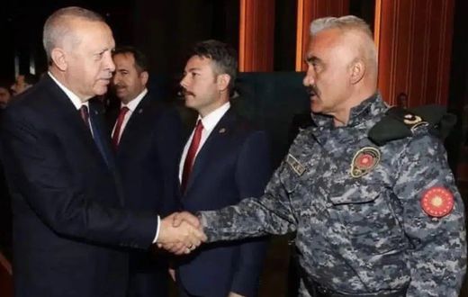 Le chef de sécurité du président turc Erdogan meurt d'un malaise cardiaque à Dakar