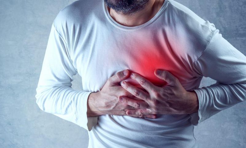 Crise cardiaque (infarctus) : Comment la reconnaître et l'éviter ?