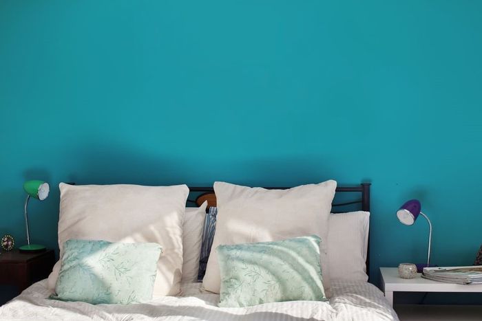 couleur-tendance-pour-chambre-coucher-adulte-©-Mercadier-min