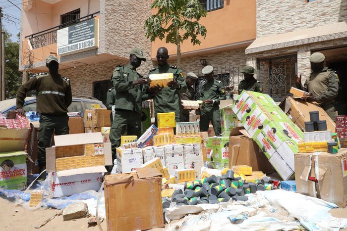 Saisie d'une importante quantité de drogue et de médicaments contrefaits