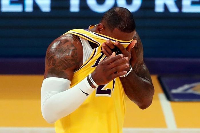 Les Lakers n'iront pas en playoffs cette saison
