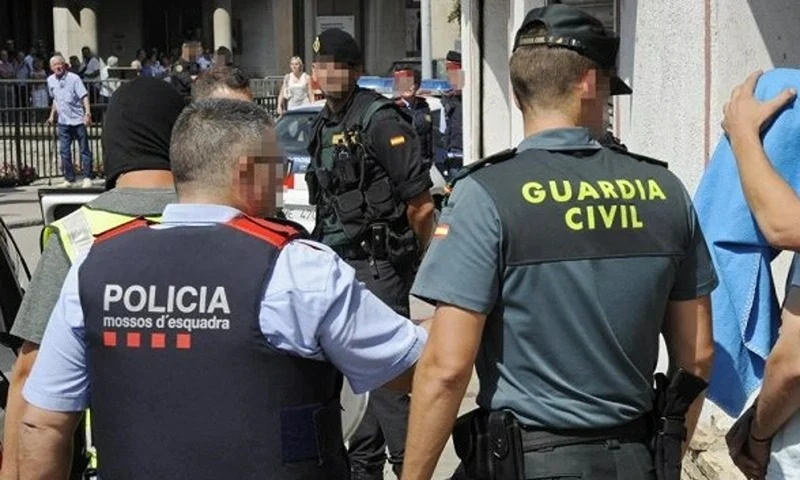 police espagnole-e1660048057833