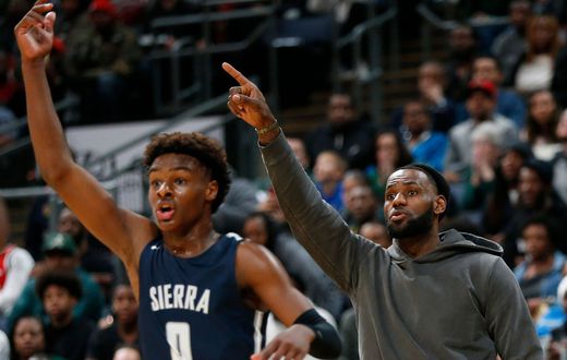 LeBron James confirme son souhait de vouloir jouer avec son fils Bronny avant sa retraite