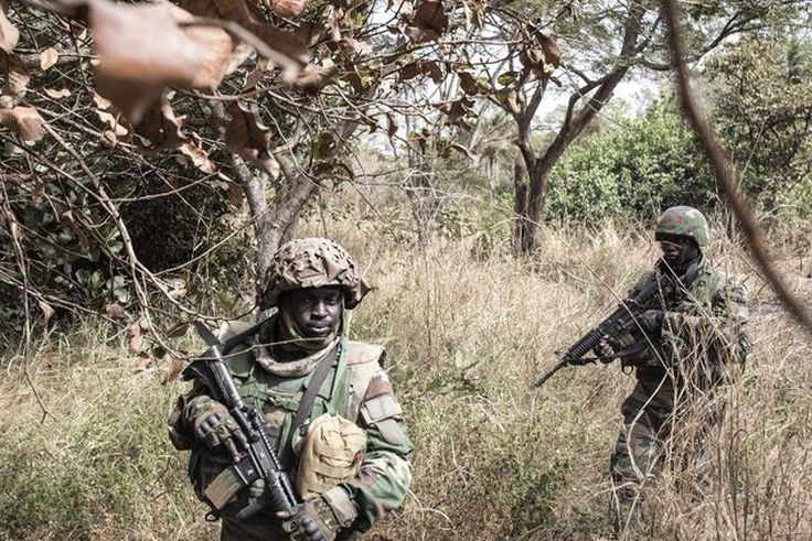 Soldats sénégalais en Casamance