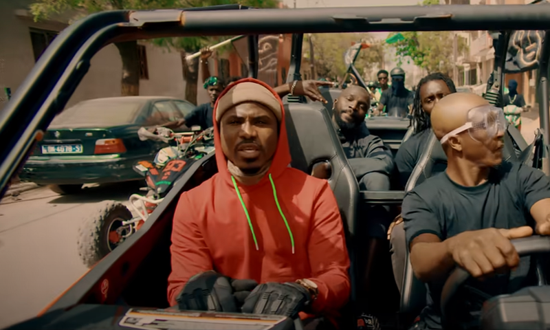 Capture d’écran du clip de Dip Doundou Guiss -Califat-