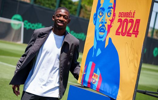 Why Dembele snubbed Chelsea to continue at Barcelona