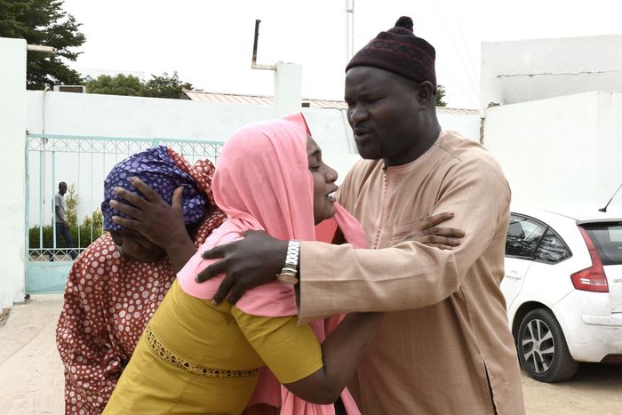 Des parents en pleurs