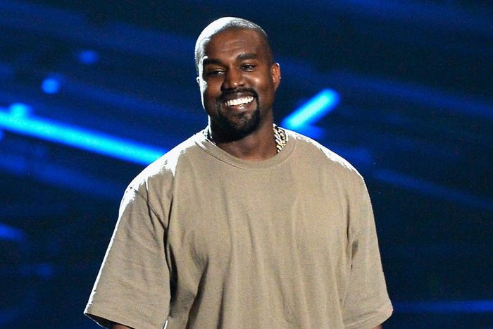 Kayne West continuerait de harceler son ex-femme Kim Kardashian désormais en couple avec Pete Davidson