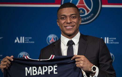 Mbappé au PSG jusqu'en 2025