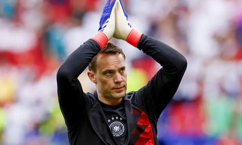 manuel-neuer-prend-sa-retraite-internationale-iconsport 233685 0291-380089