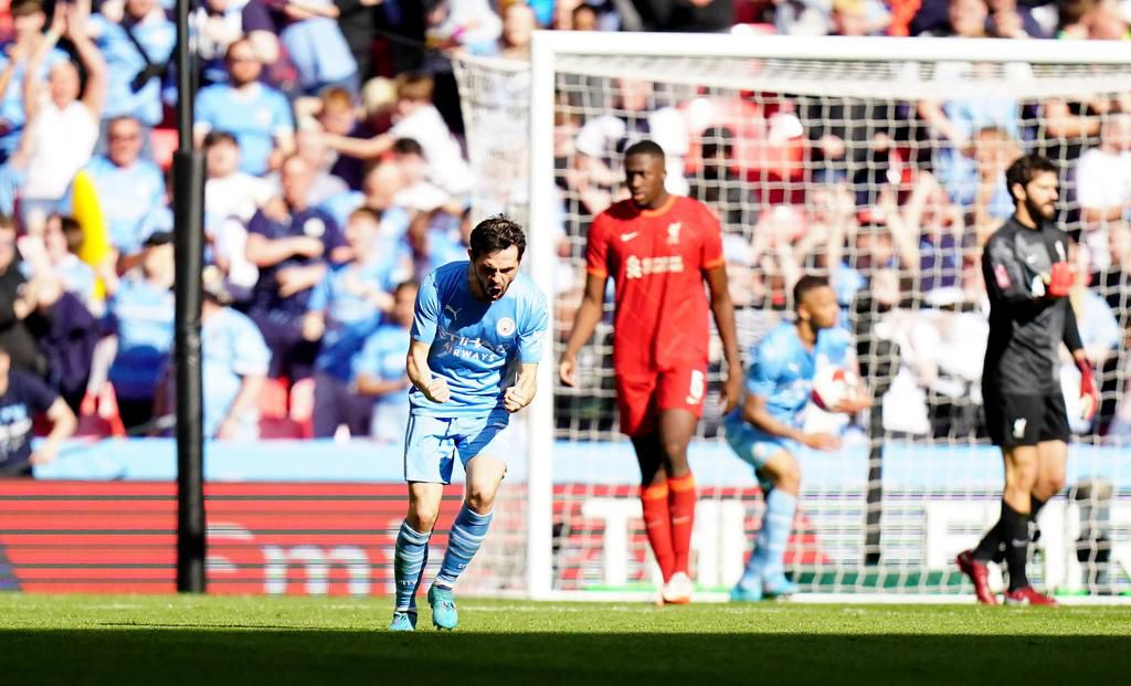 Le but de Bernardo Silva dans le temps d'arrêt pour City n'a pas suffi à obtenir un résultat contre Liverpool samedi en FA Cup Imago