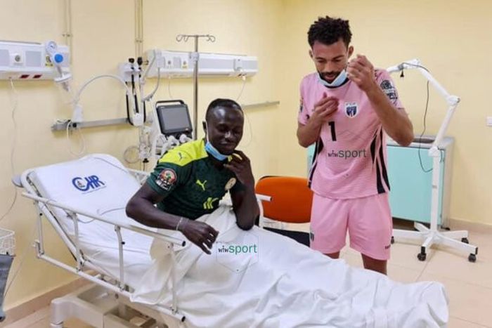 Sadio Mané sur son lit d'Hôpital