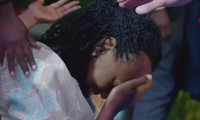 Patience Rwabwogo, President Yoweri Museveni’s daughter was visibly distressed and sobbing uncontrollably at a Benny Hinn crusade in Kampala