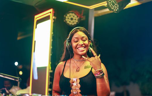 Hosted by the ever-vibrant Lynda Ddane, the August edition turned into a dance-fueled celebration