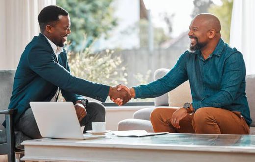 Body language is vital formaking good first impression [iStock]