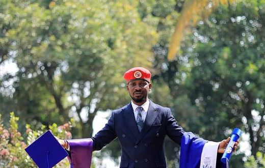 Bobi Wine graduates with law degree from Cavendish Univeristy