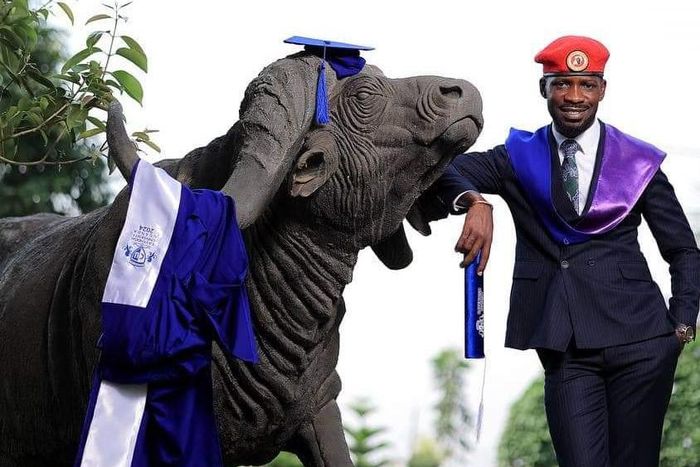 Bobi Wine finally completed his law degree