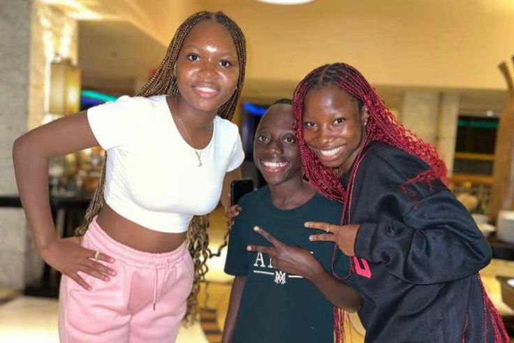Tenge Tenge poses with comedians Emmanuela and Aunty Success