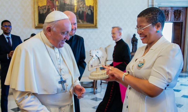 Speaker Among exchanged gifts with Pope Francis last year