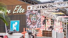 Rave to the Grave party